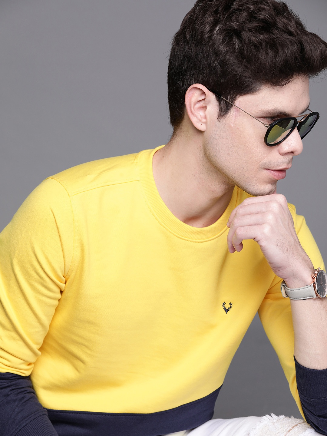 

Allen Solly Men Yellow & Navy Blue Colourblocked Sweatshirt