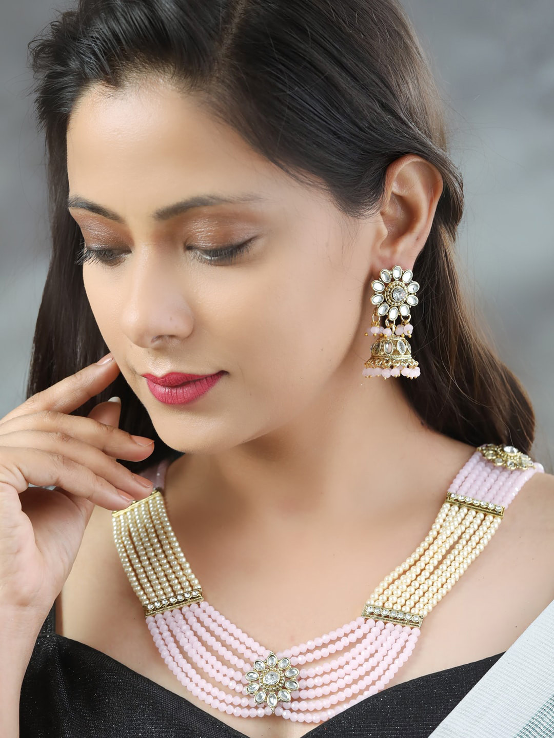 

Priyaasi Gold-Plated & White Kundan-Studded Handcrafted Jewellery Set