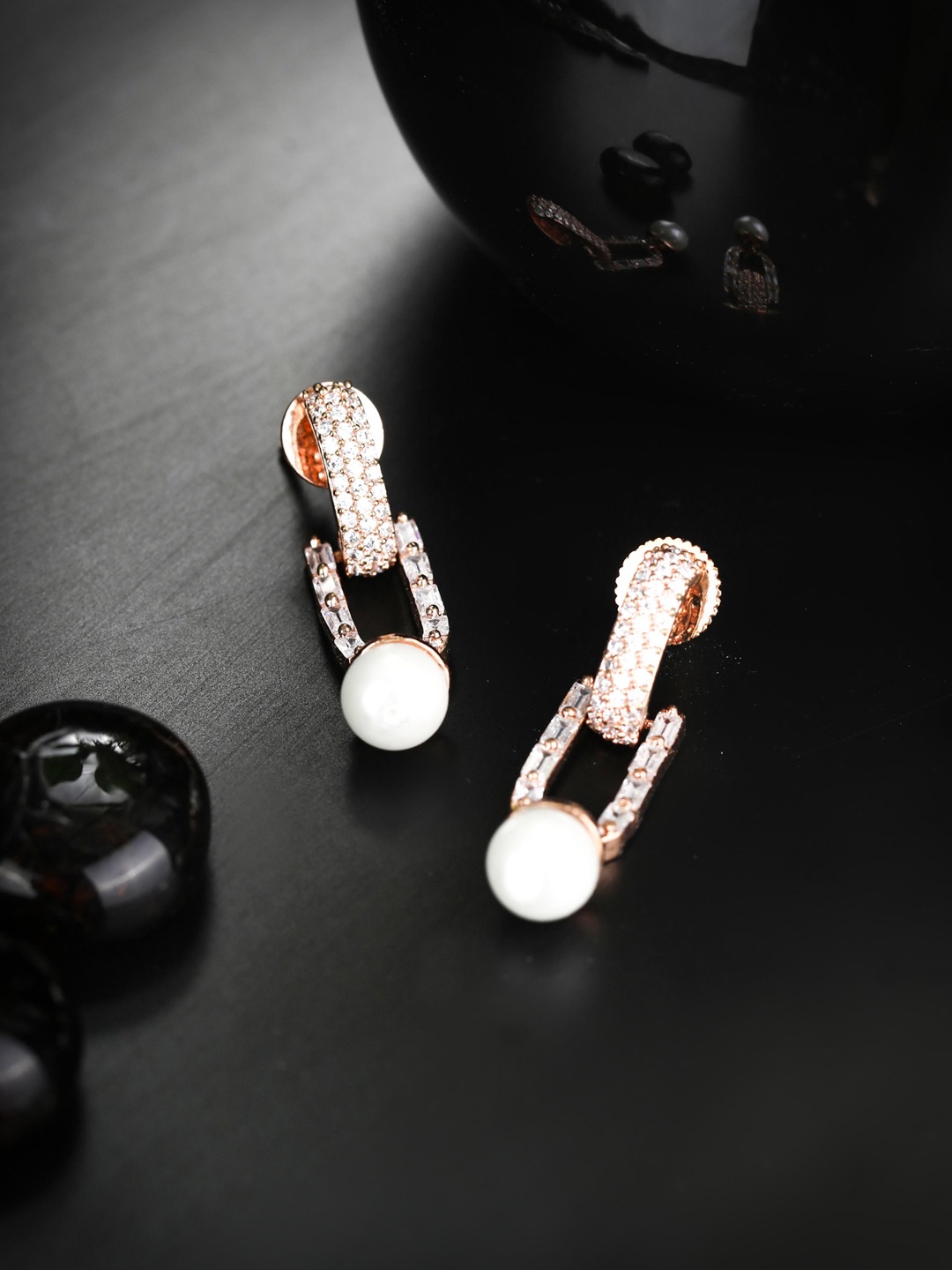 

Priyaasi Rose Gold Contemporary Studs Earrings