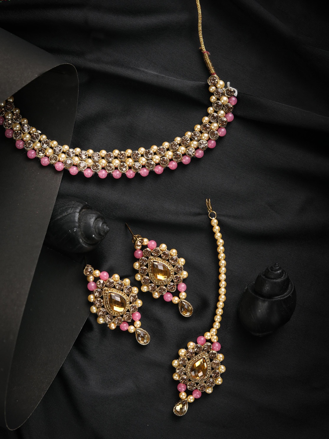 

Priyaasi Gold-Plated Pink Kundan Stone Studded Handcrafted Jewellery Set