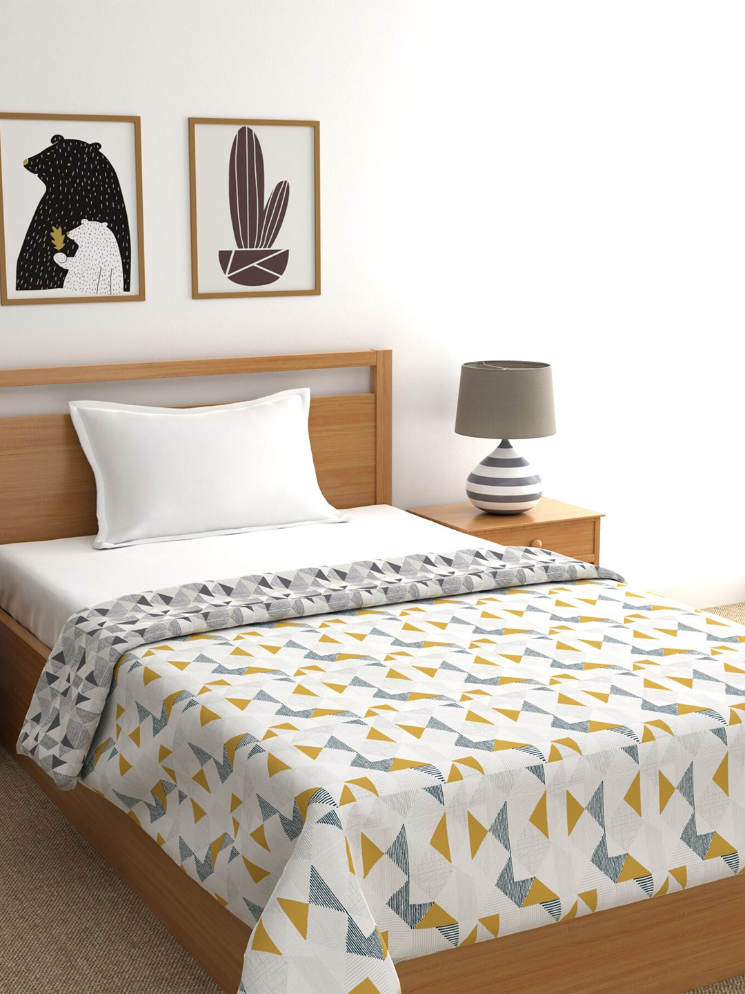 

Trident Off White Microfiber Reversible AC Room Single Bed Dohar