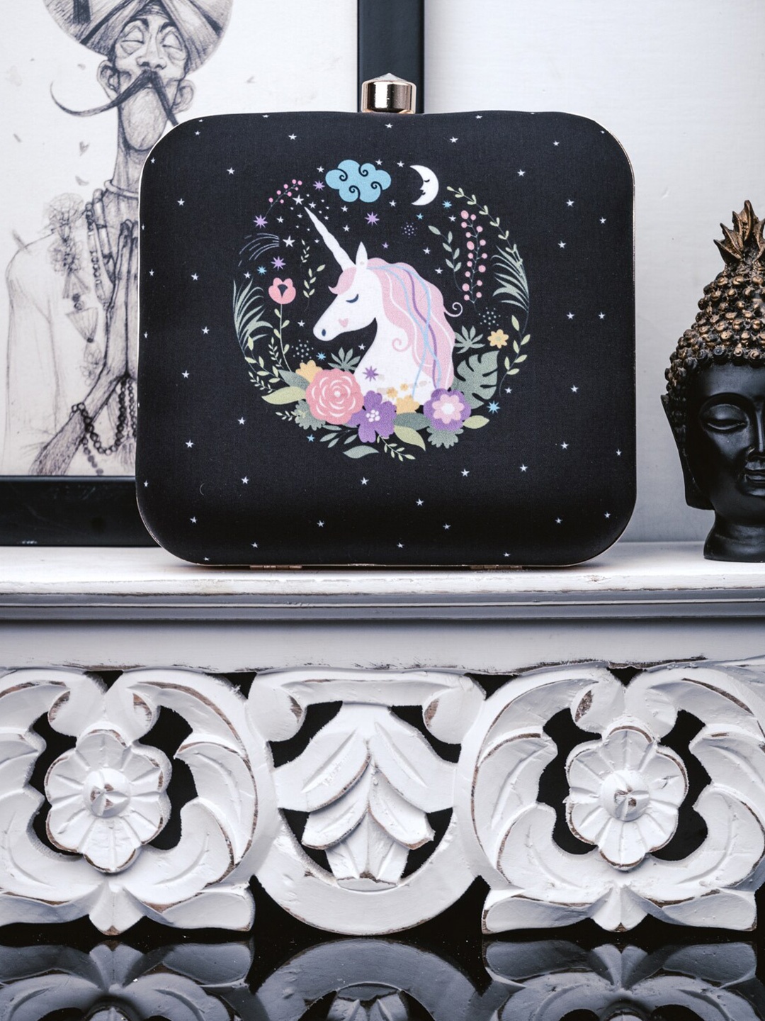

NR By Nidhi Rathi Black & White Printed Box Clutch