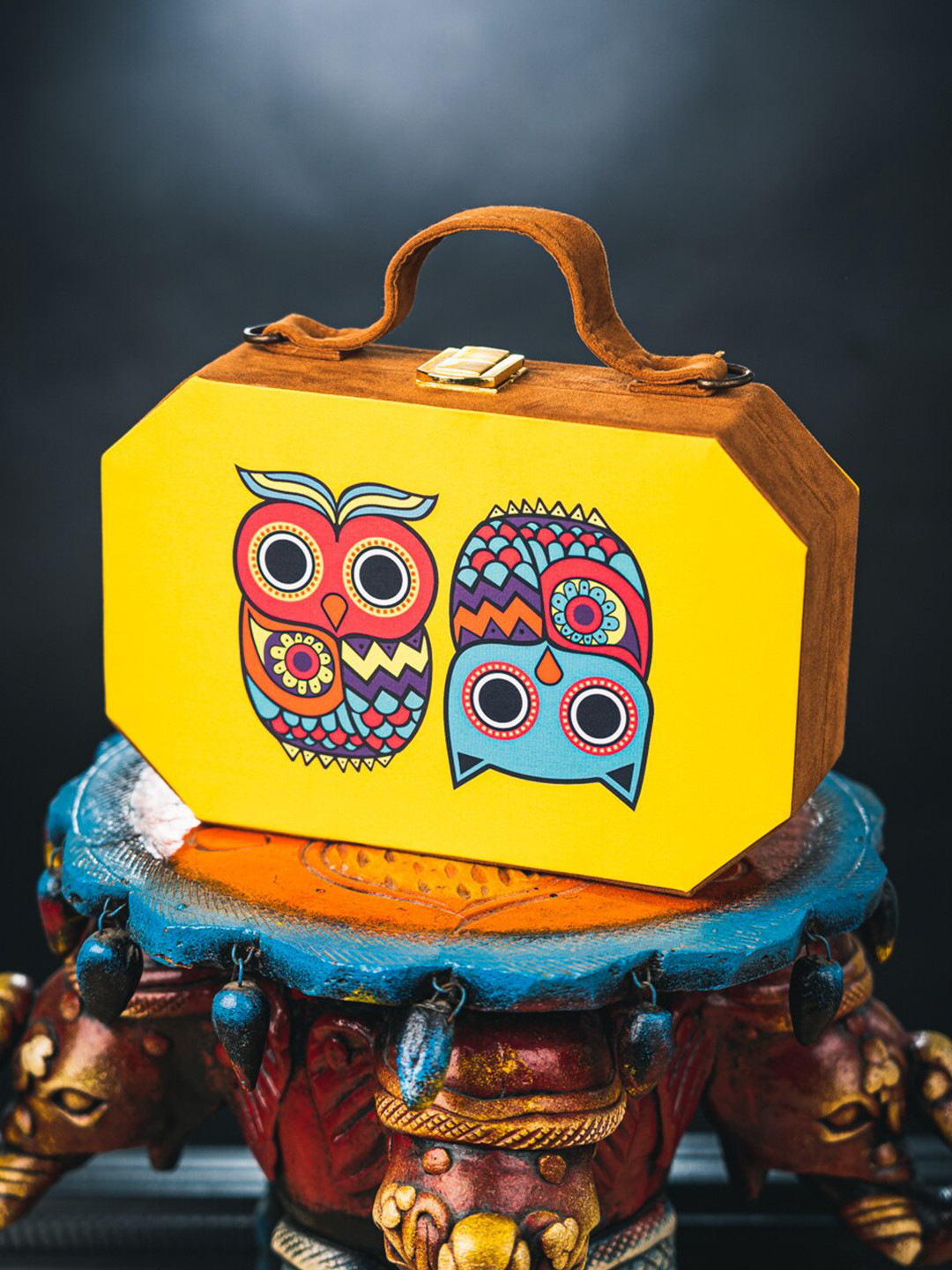 

NR By Nidhi Rathi Yellow & Beige Printed Box Clutch