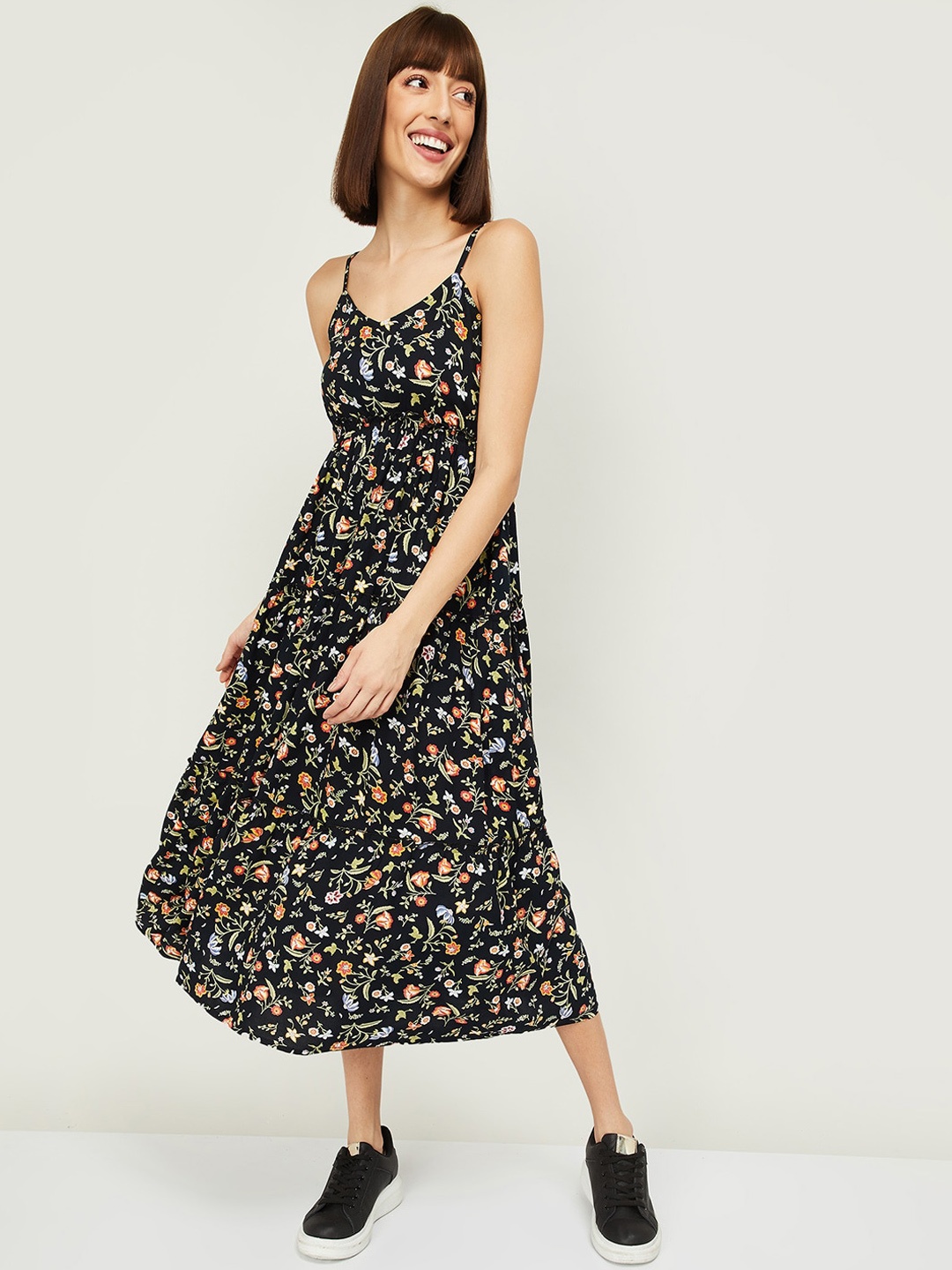 

Ginger by Lifestyle Black Floral Midi Dress