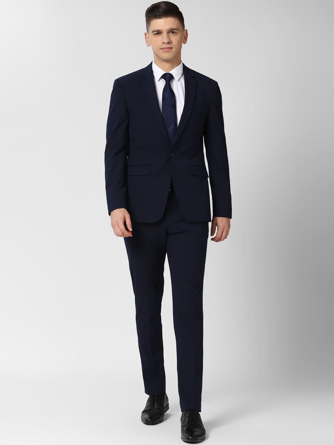 

Peter England Elite Men Navy Blue Solid Slim-Fit Single-Breasted Two-Piece Formal Suit