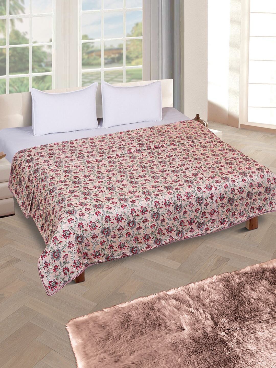 

ROMEE Beige & Red Floral Cotton AC Room 300 GSM Reversible Double Bed Dohar