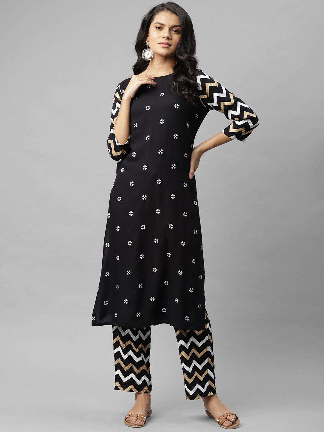 

Rigo Printed Kurta with Palazzos Set, Black