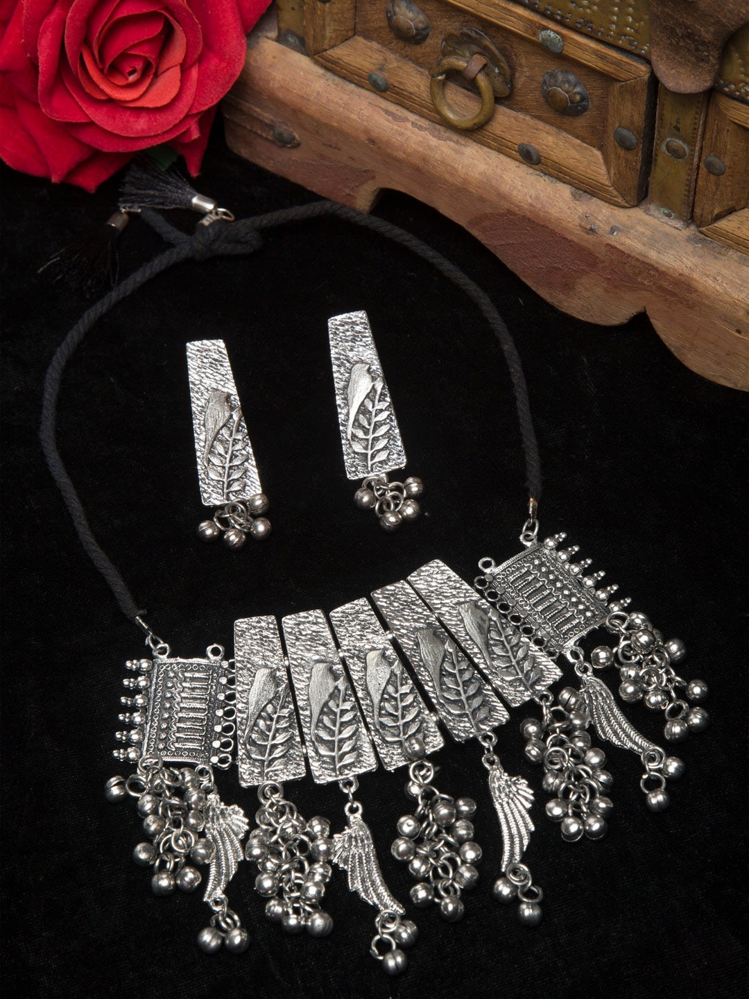 

Moedbuille Oxidised Silver-Plated Handcrafted Jewellery Set