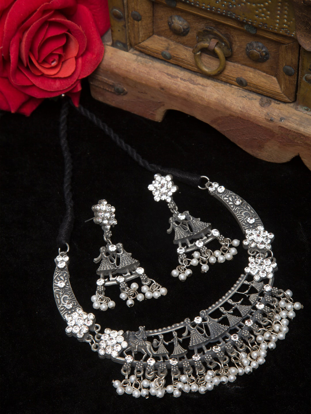 

Moedbuille Silver-Plated White Stone Studded Filgree Worked Handcrafted Jewellery Set