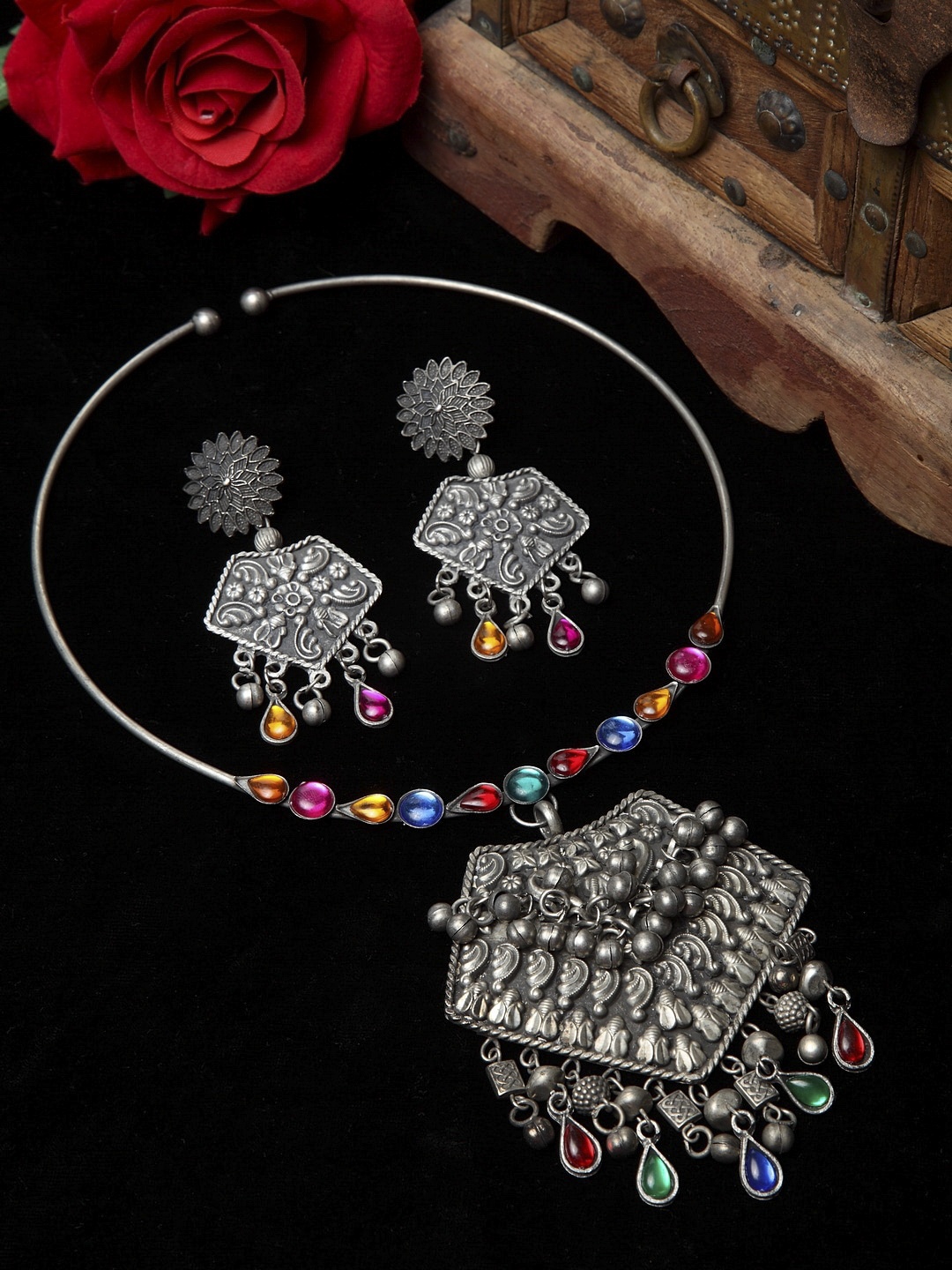 

Moedbuille Oxidized Silver-Plated Multi-Coloured Crystal-Studded Handcrafted Jewellery Set