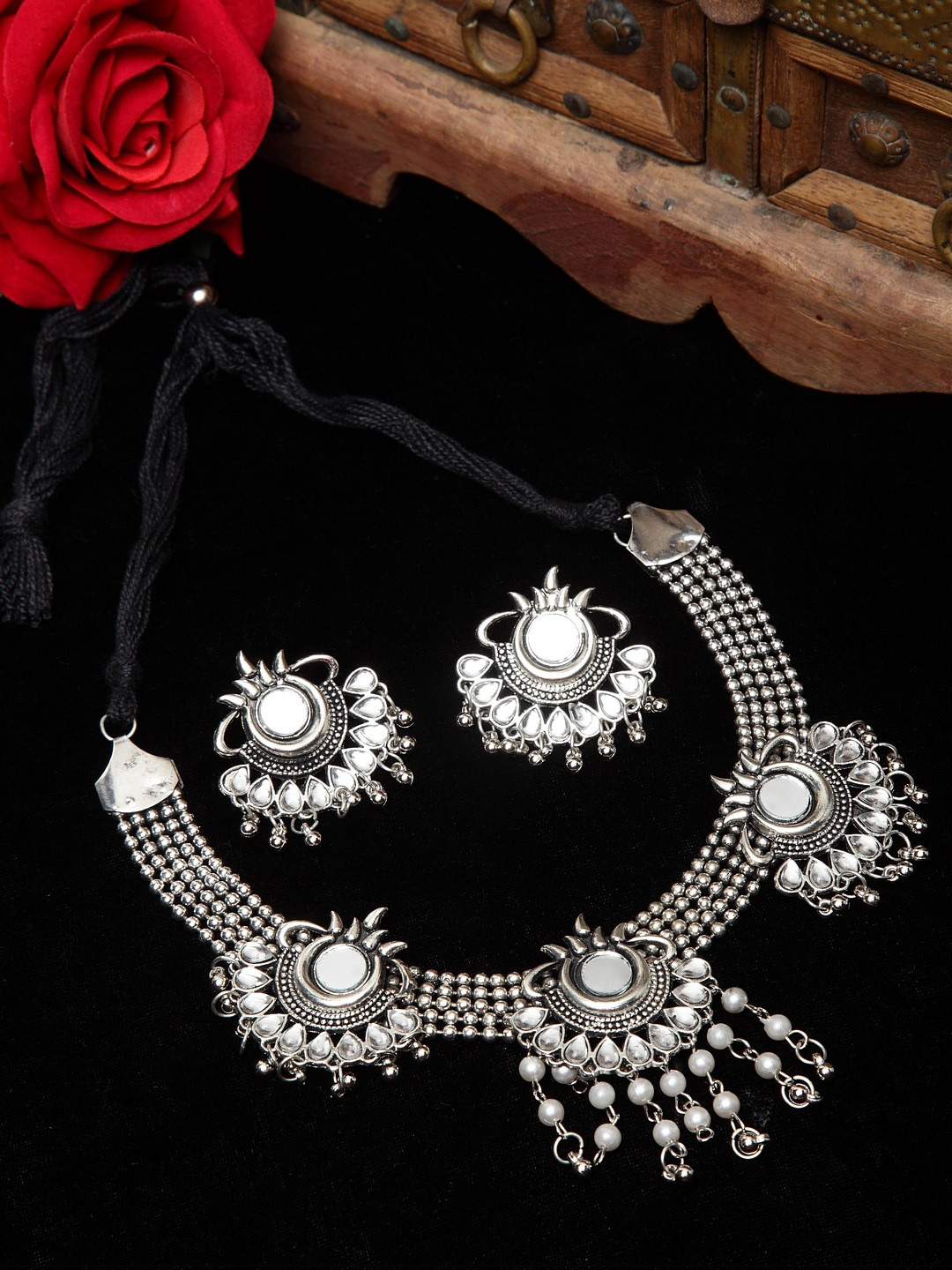 

Moedbuille Silver-Plated White Stone-Studded & Beaded Mirror Handcrafted Jewellery Set