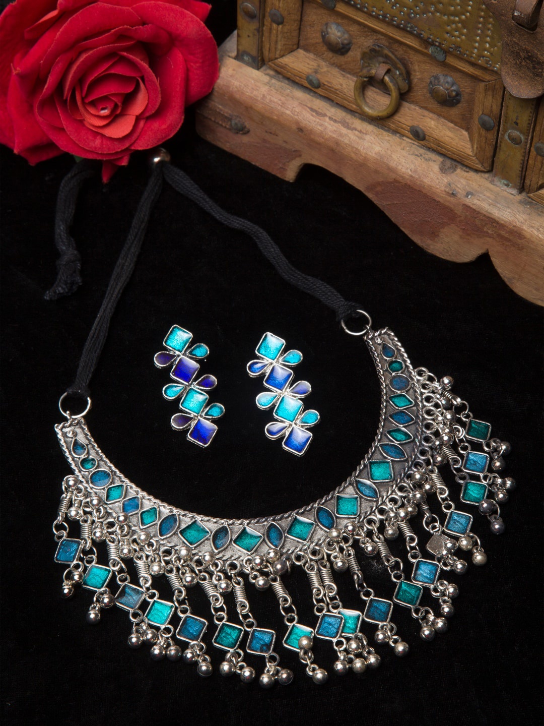 

Moedbuille Oxidised Silver-Plated Blue Stone-Studded & Beaded Meenakari Jewellery Set