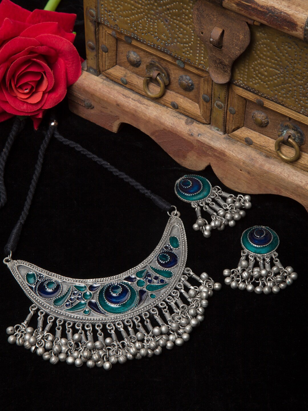 

Moedbuille Oxidised Silver-Plated & Blue Meenakari Handcrafted Jewellery Set
