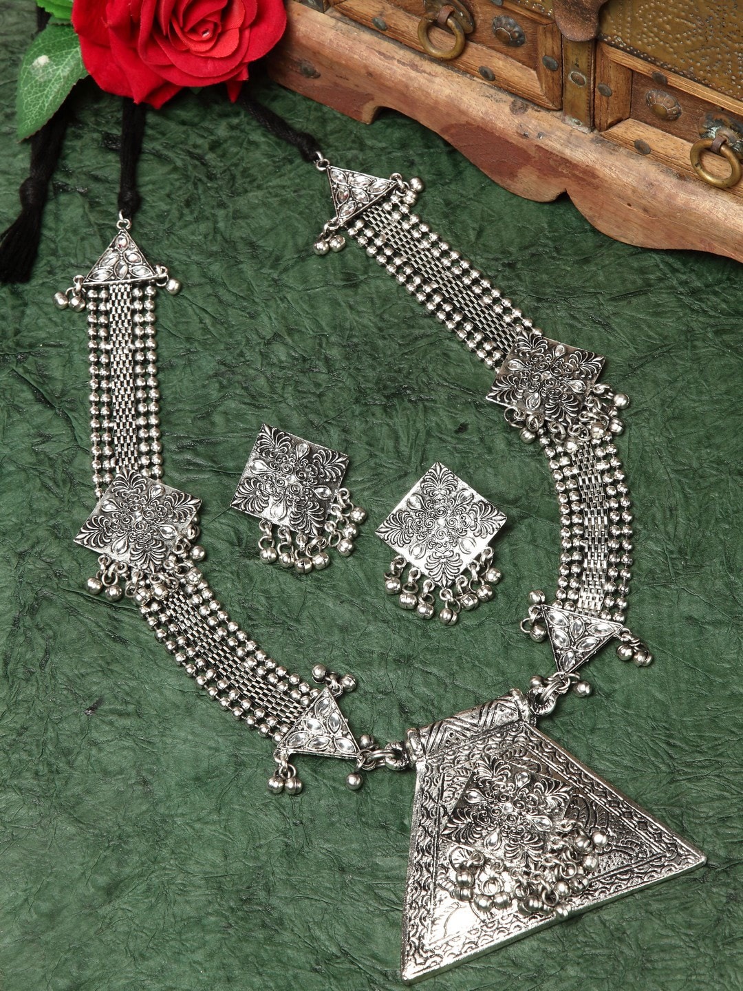 

Moedbuille Silver Plated Ghungroo & Stones Studded Tribal Design Handcrafted Jewellery Set