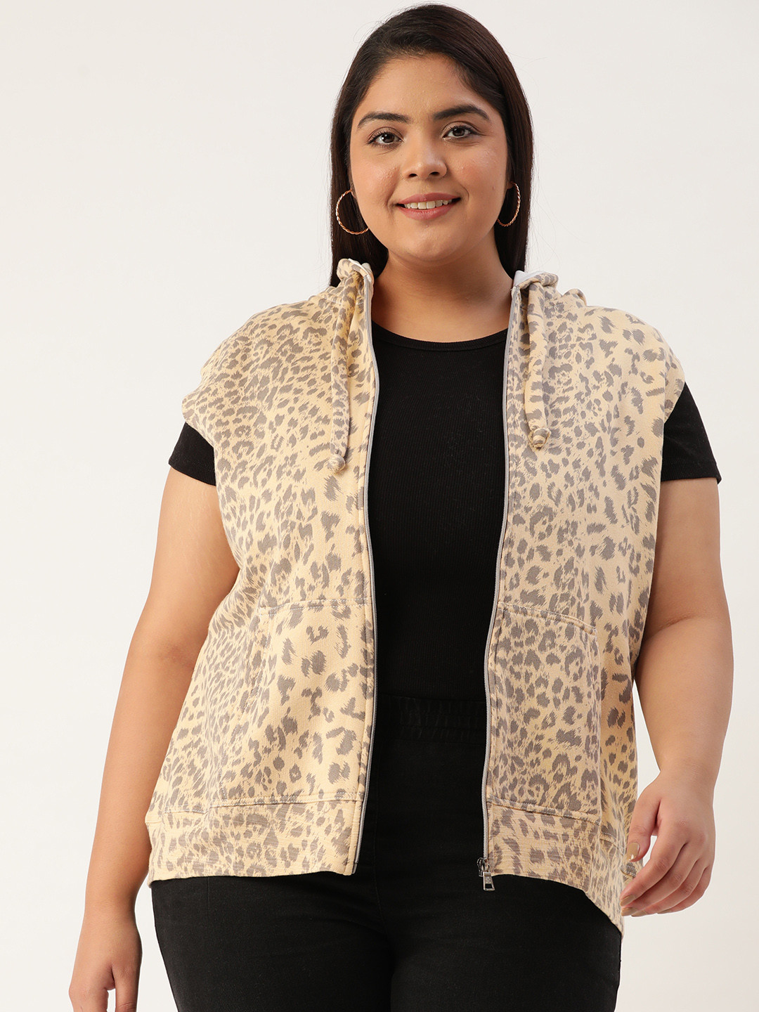 

Rute Women Cream Animal Print Hooded Sweatshirt