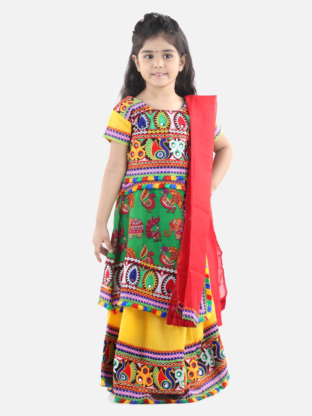 

BownBee Girls Yellow & Green Embroidered Ready to Wear Lehenga & Blouse With Dupatta