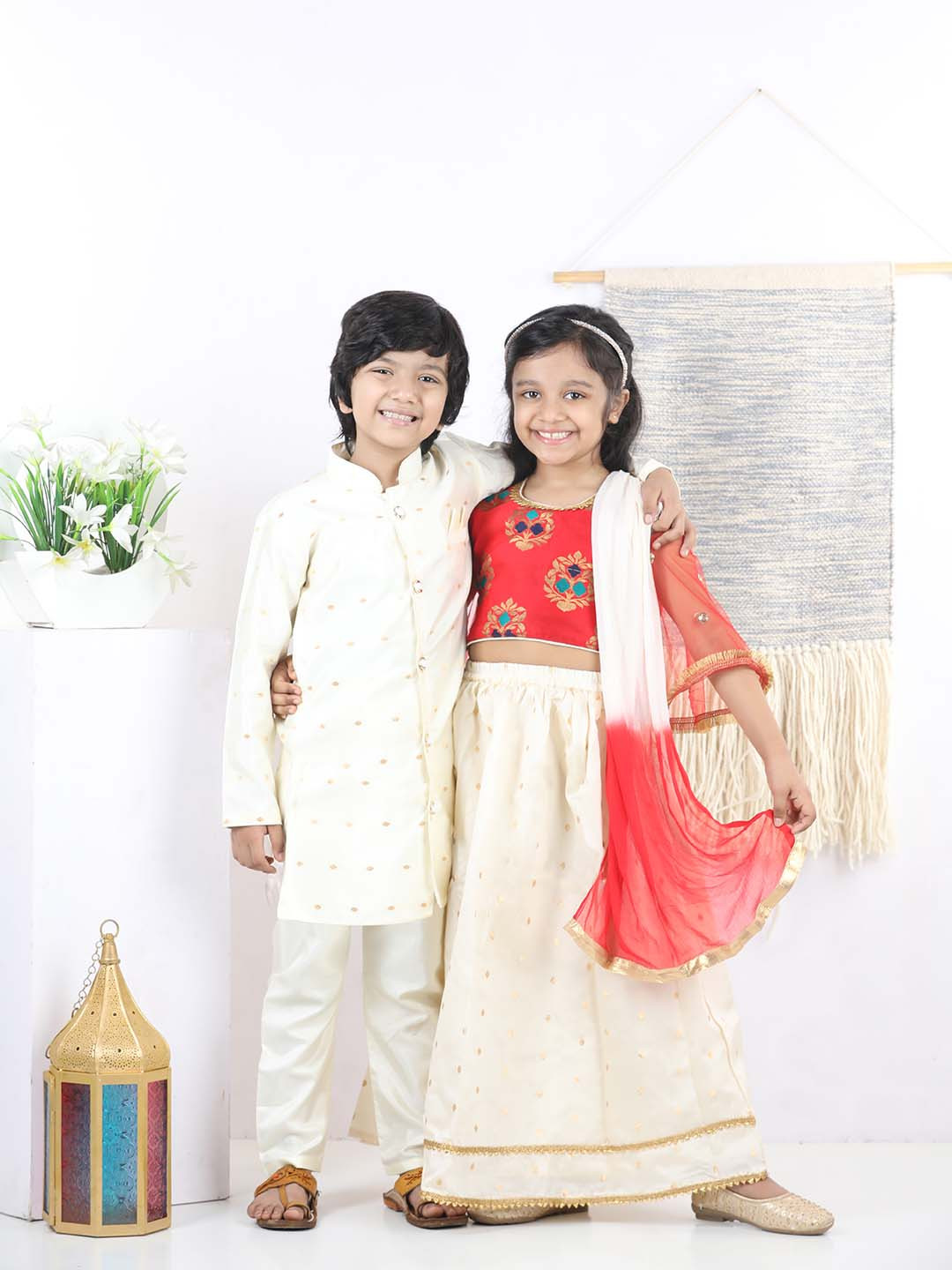 

BownBee Girls Red & Off White Sequinned Ready to Wear Lehenga & Blouse With Dupatta