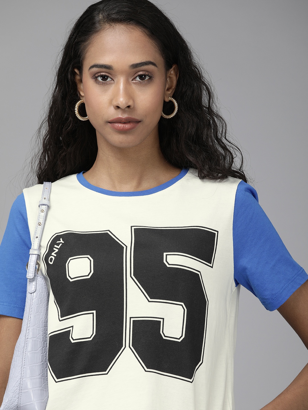 

ONLY Women Blue & White Varsity Printed Pure Cotton Casual Crop T-shirt