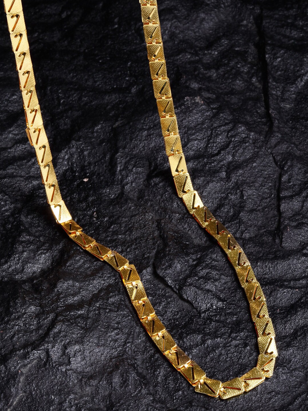 

PANASH Men Gold-Toned Handcrafted Link Chain