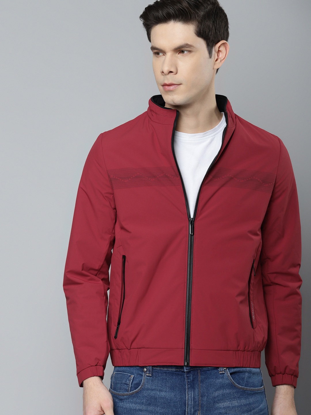 

Fort Collins Men Maroon Solid Tailored Jacket