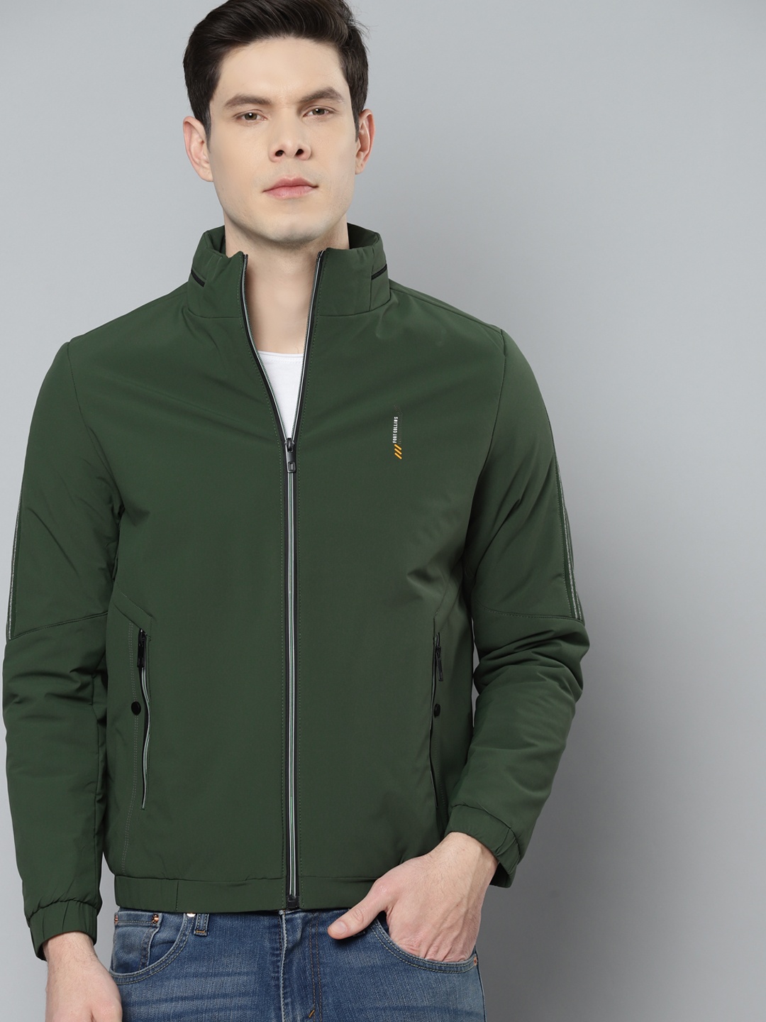 

Fort Collins Men Green Solid Tailored Jacket