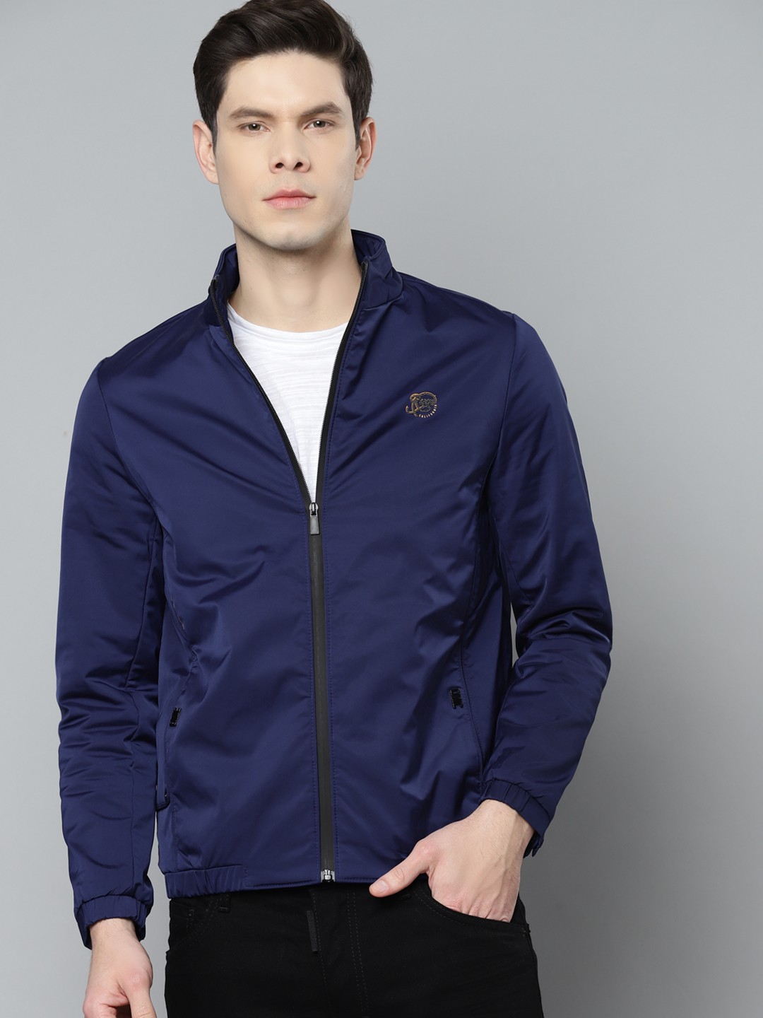 

Fort Collins Men Blue Solid Tailored Jacket