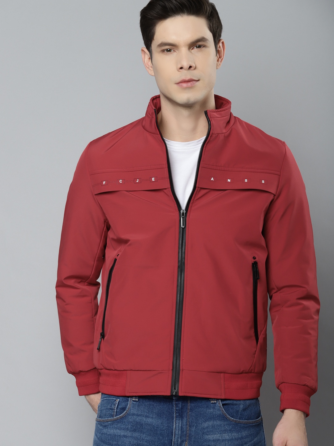 

Fort Collins Men Red Solid Sporty Jacket