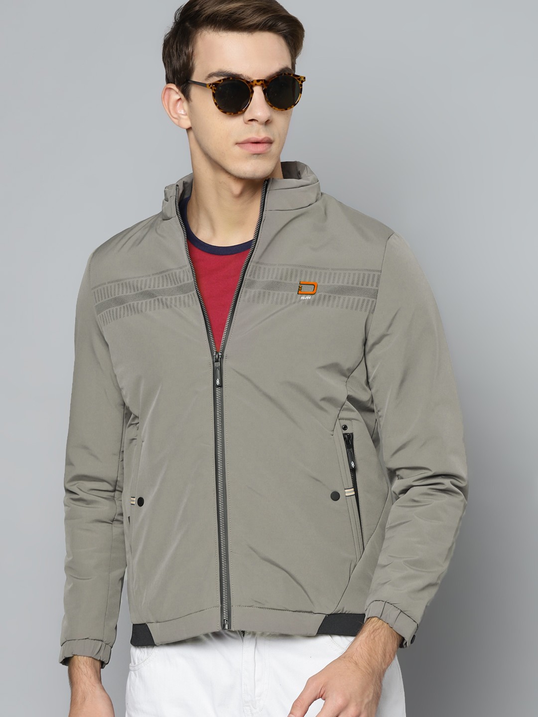 

Fort Collins Men Grey Solid Tailored Jacket