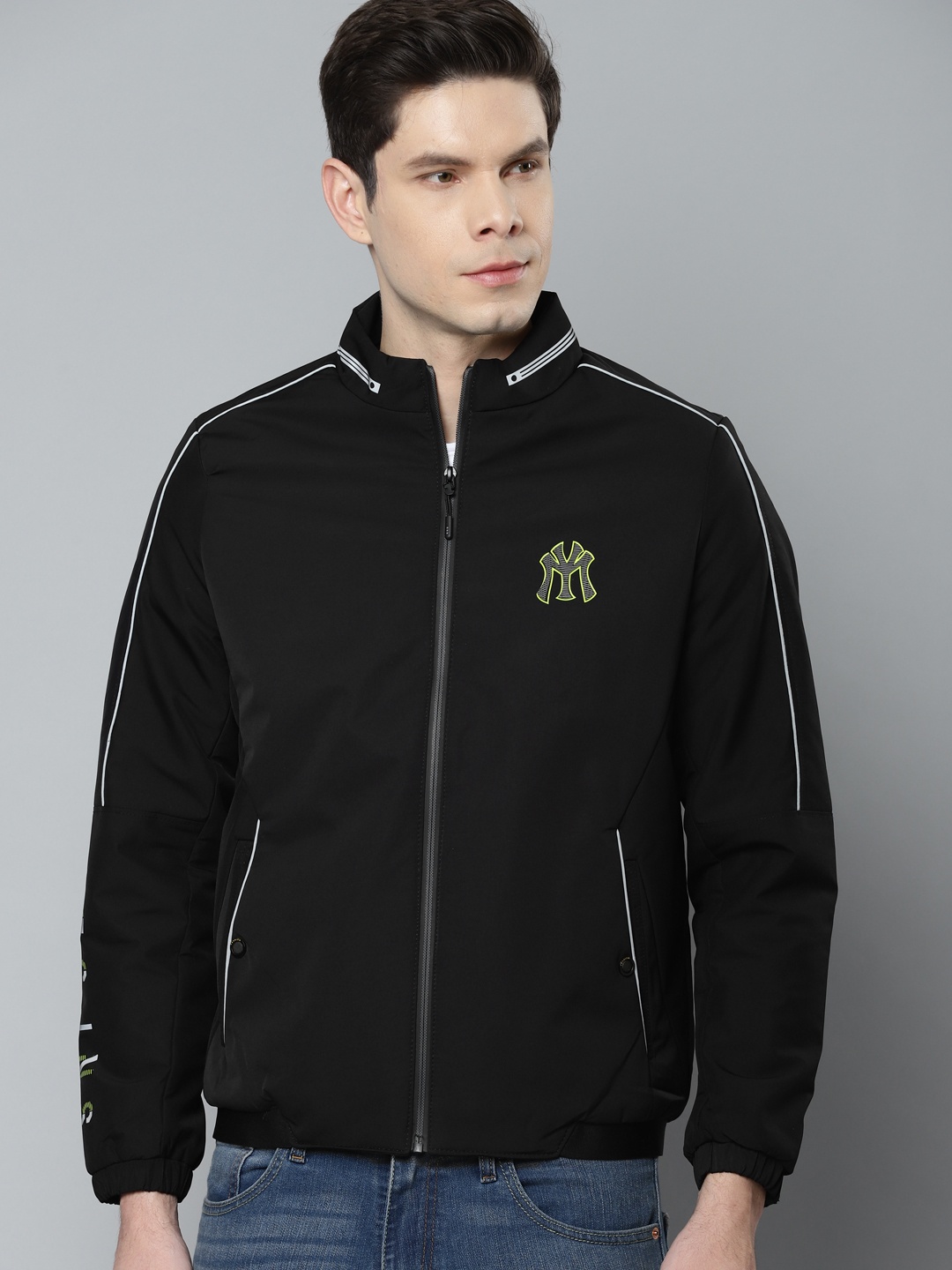 

Fort Collins Men Black Solid Padded Jacket