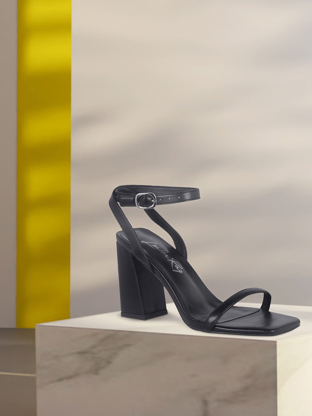 

London Rag Black Block Sandals with Buckles