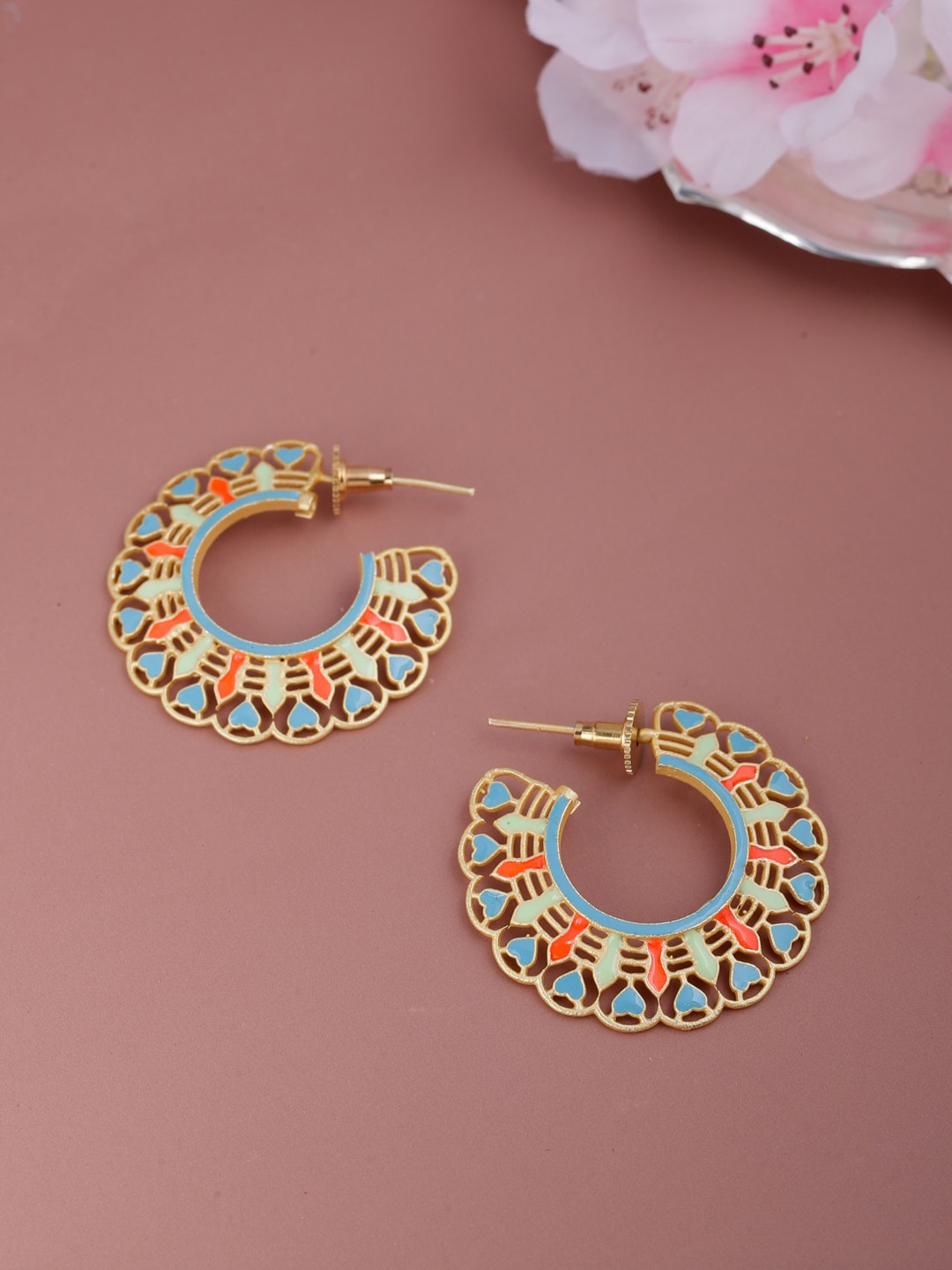 

Shoshaa Turquoise Blue Contemporary Hoop Earrings