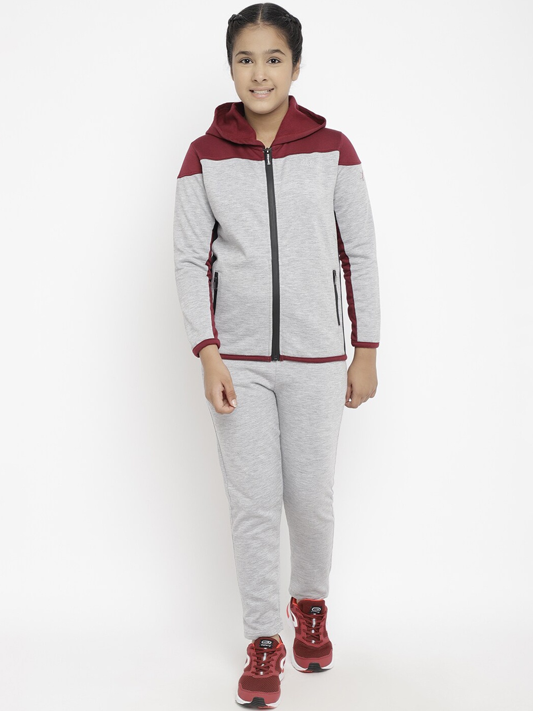 

CHIMPRALA Girls Maroon & Grey Colourblocked Cotton Hooded Tracksuit