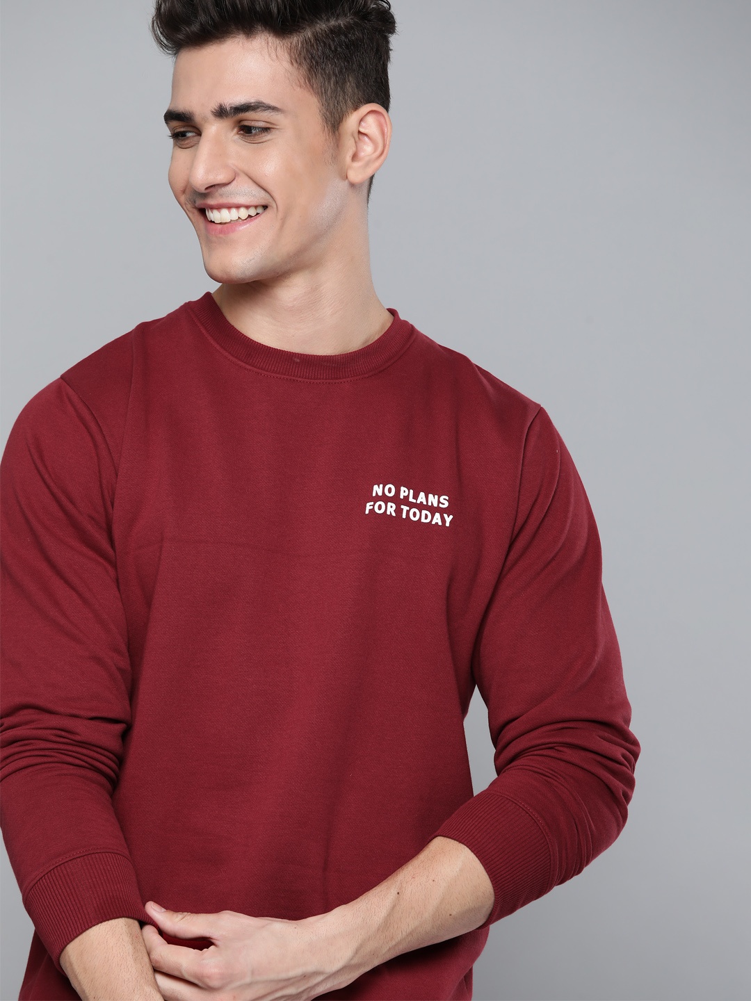 

Mast & Harbour Men Maroon Sweatshirt