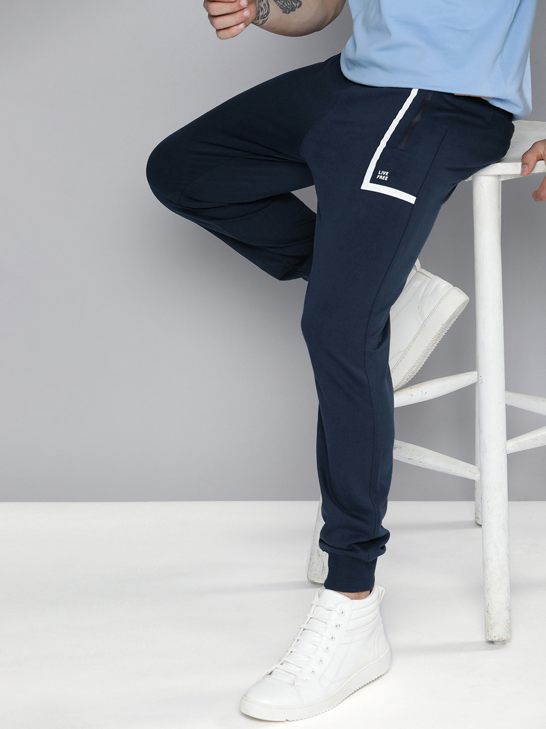 

Mast & Harbour Men Navy Blue Solid Slim Fit Joggers