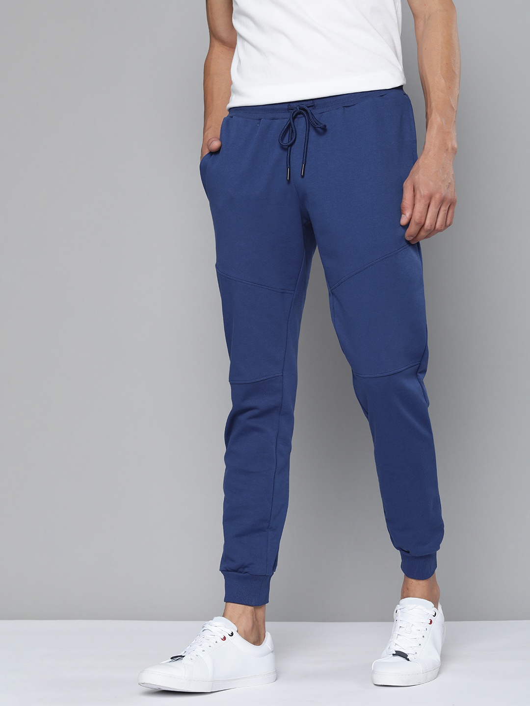 

Mast & Harbour Men Blue Joggers