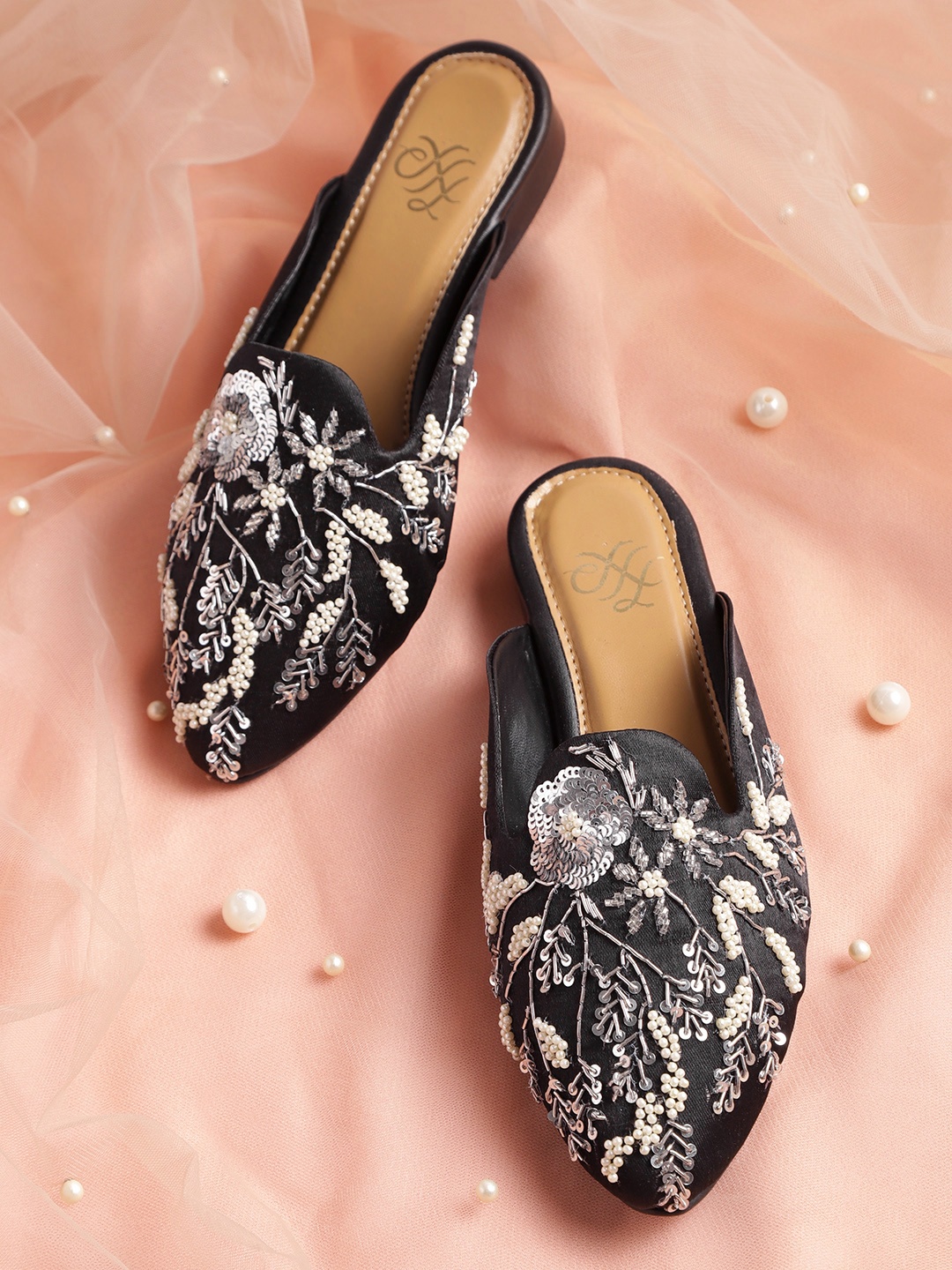 

House of Pataudi Black & Silver-Toned Embellished Satin Finish Leather Handcrafted Mules