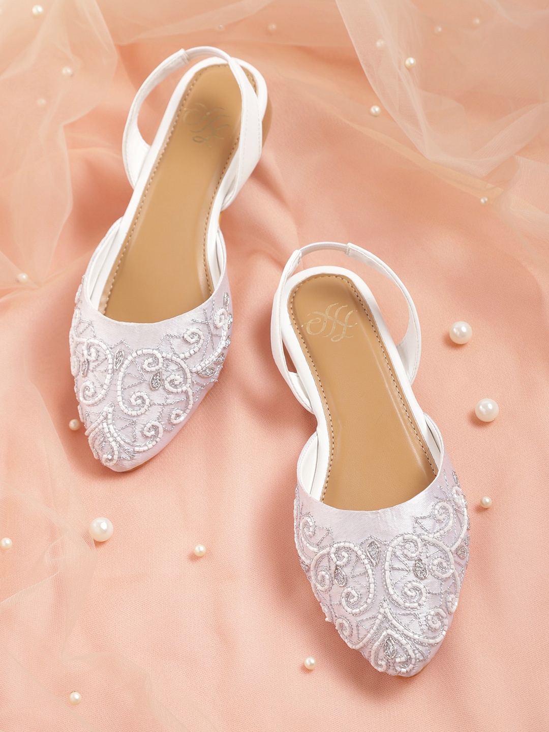 

House of Pataudi Women Silver-Toned & White Embellished Closed Toe Flats