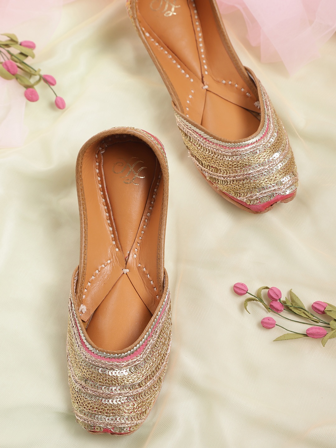 

House of Pataudi Women Pink & Gold-Toned Handcrafted Sequinned Mojaris