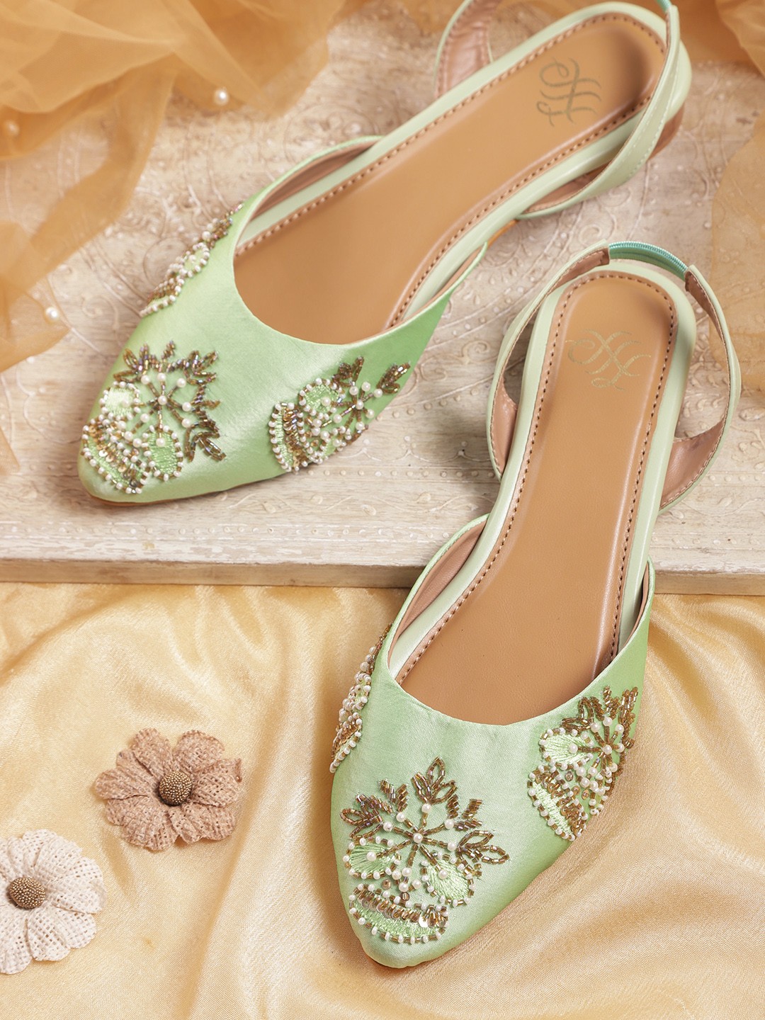 

House of Pataudi Women Green & Gold-Toned Beaded Handcrafted Pointed Toe Flats