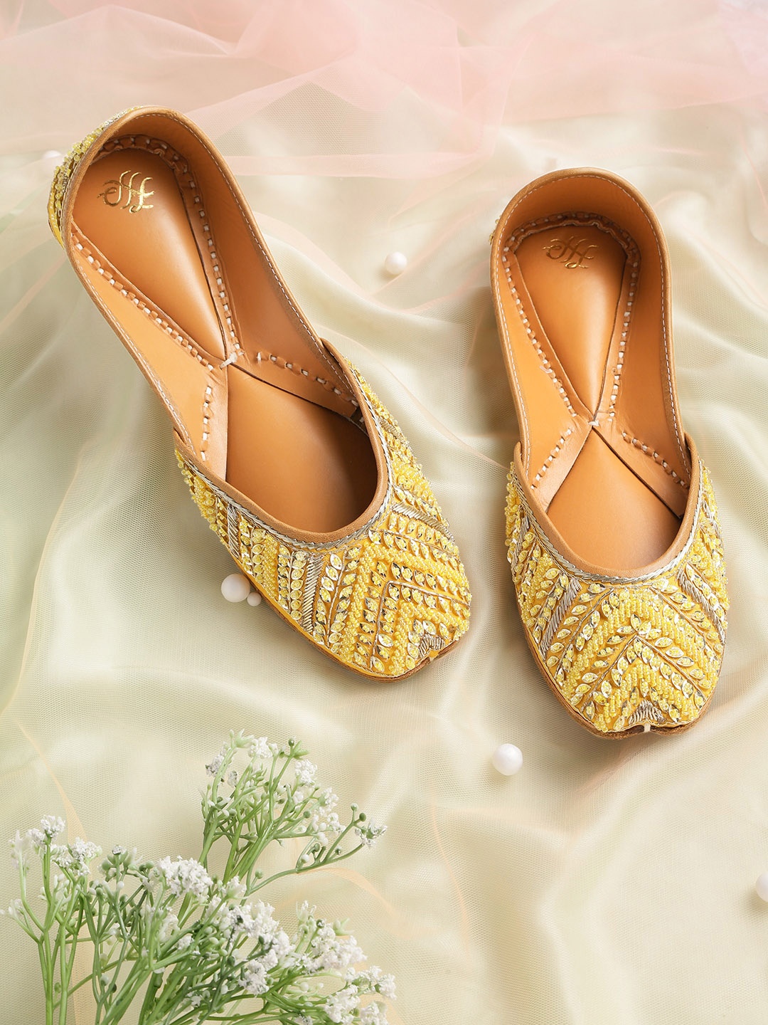 

House of Pataudi Mustard Yellow & Gold-Toned Ethnic Embellish Handcrafted Leather Mojaris