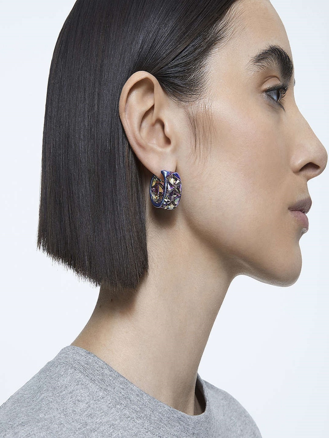 

SWAROVSKI Women Curiosa Hoop Earrings, Blue