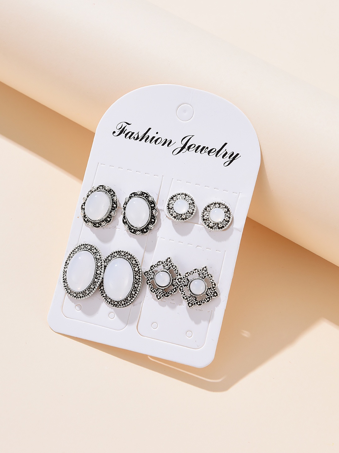 

URBANIC Set of 4 Silver-Toned Oxidised Rhinestone Studded Studs