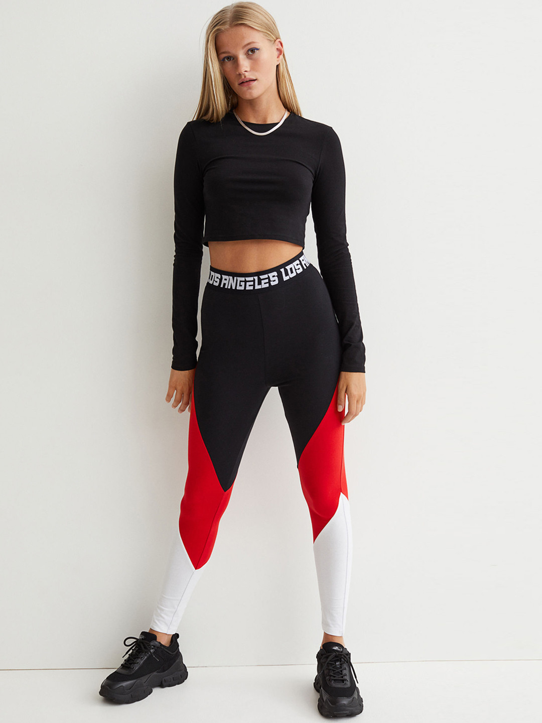 

H&M Women Black & Red Block-Coloured Leggings