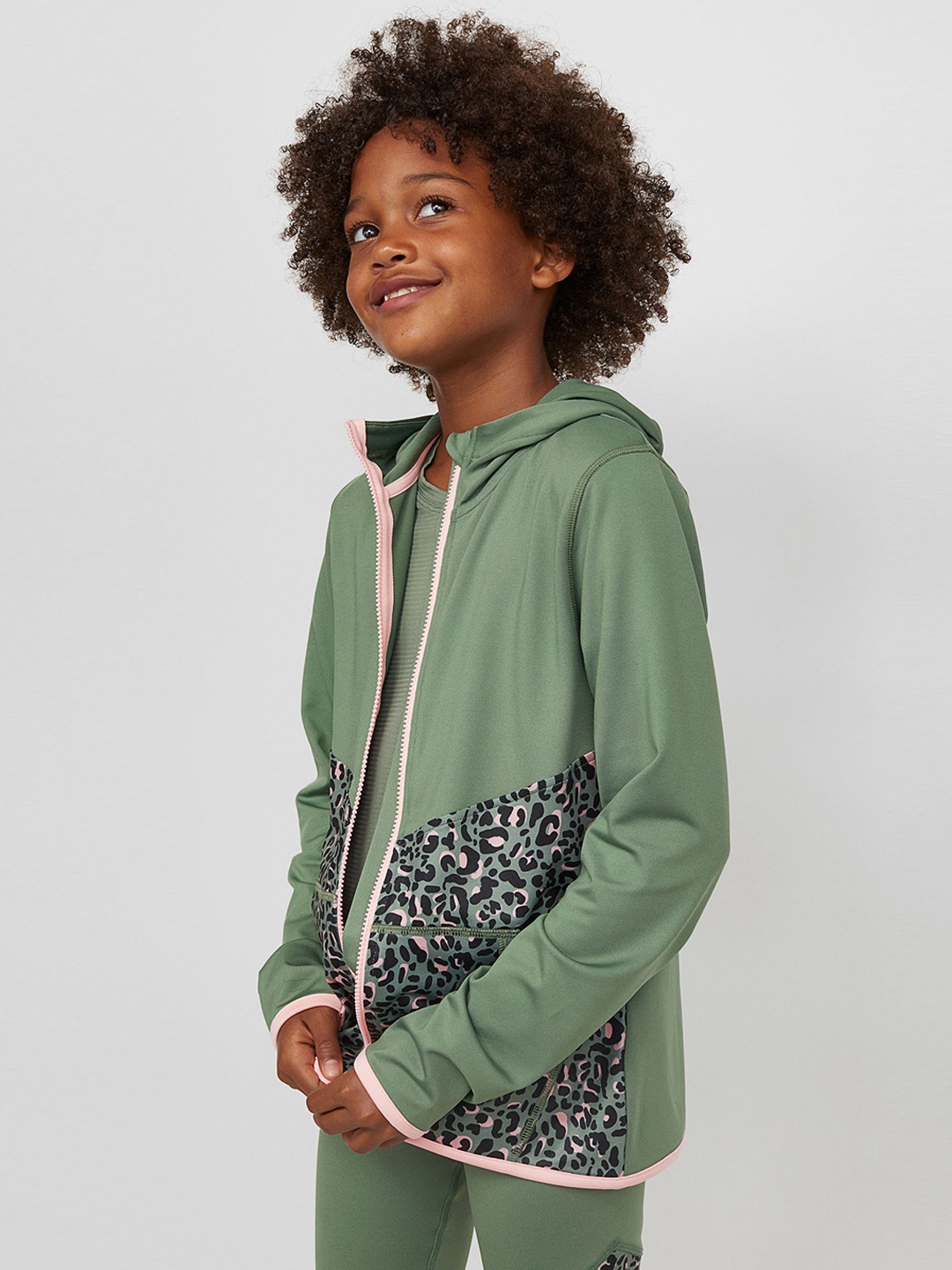 

H&M Girls Green & Black Animal Print Hooded Track Jacket