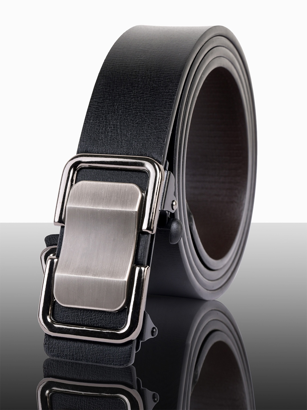 

BuckleUp Men Black Solid Leather Belt