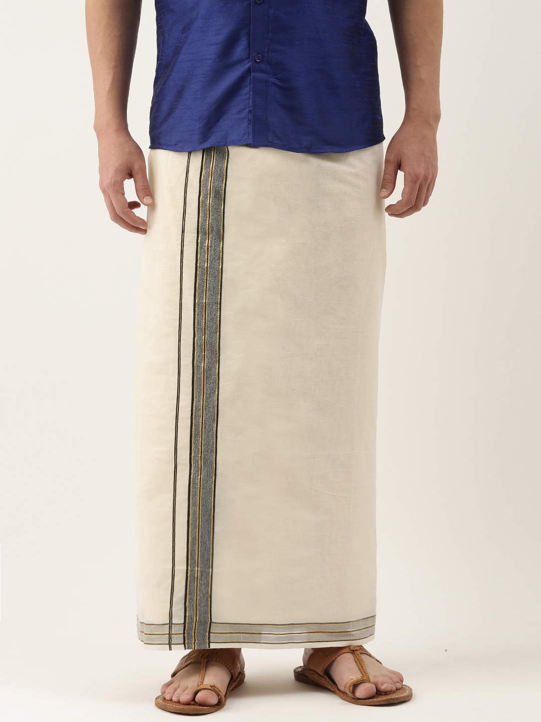 

Thangamagan Men Off-White Solid Pure Cotton Dhoti