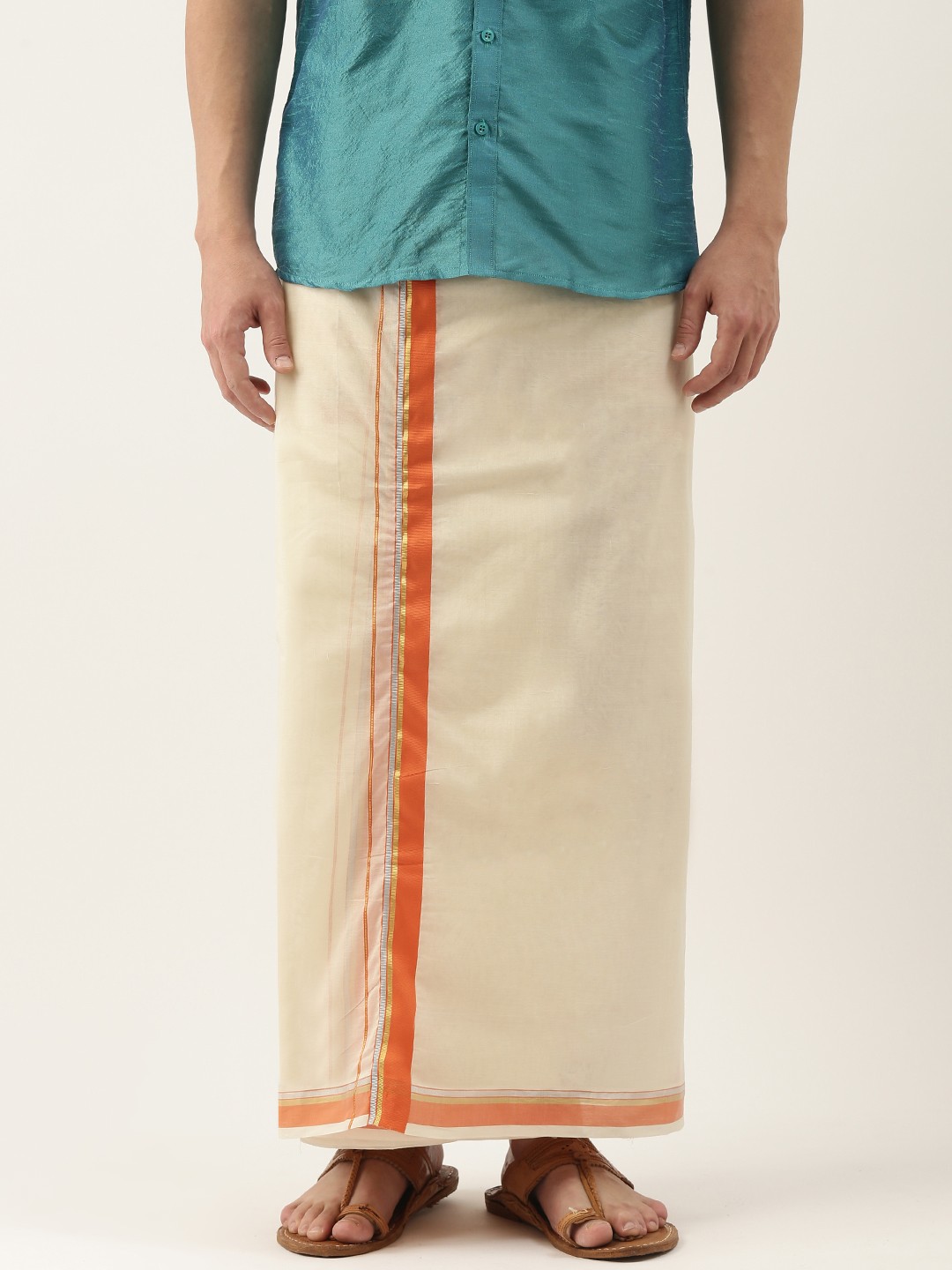 

THANGAMAGAN Men Off-White Solid Dhoti With Orange Border