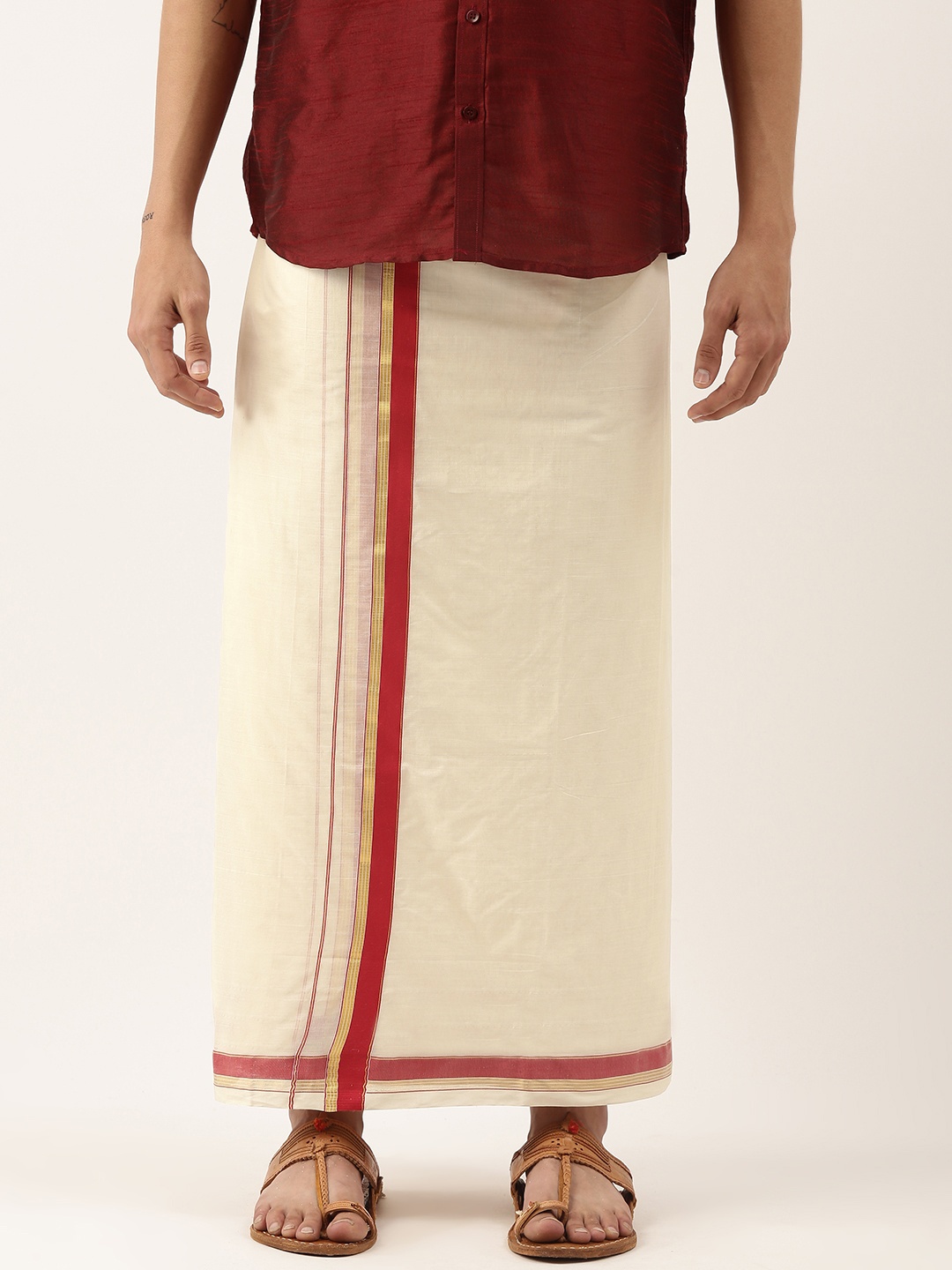 

THANGAMAGAN Men Off-White Solid Dhoti With Red Border
