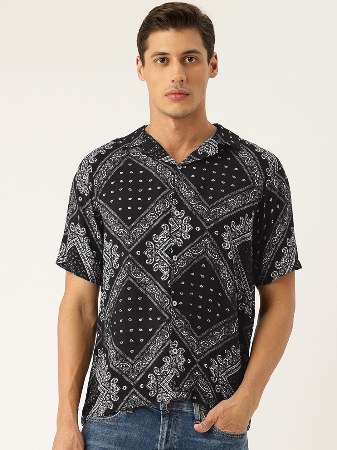 

bedgasm Men Black Relaxed Tailored Fit Opaque Printed Casual Shirt