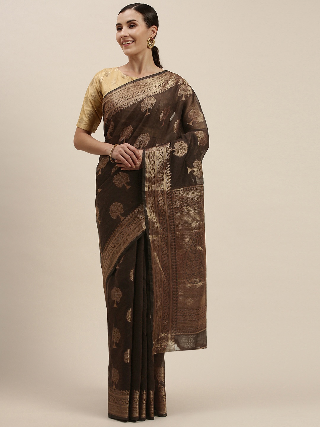 

Mitera Brown & Gold-Toned Floral Zari Saree